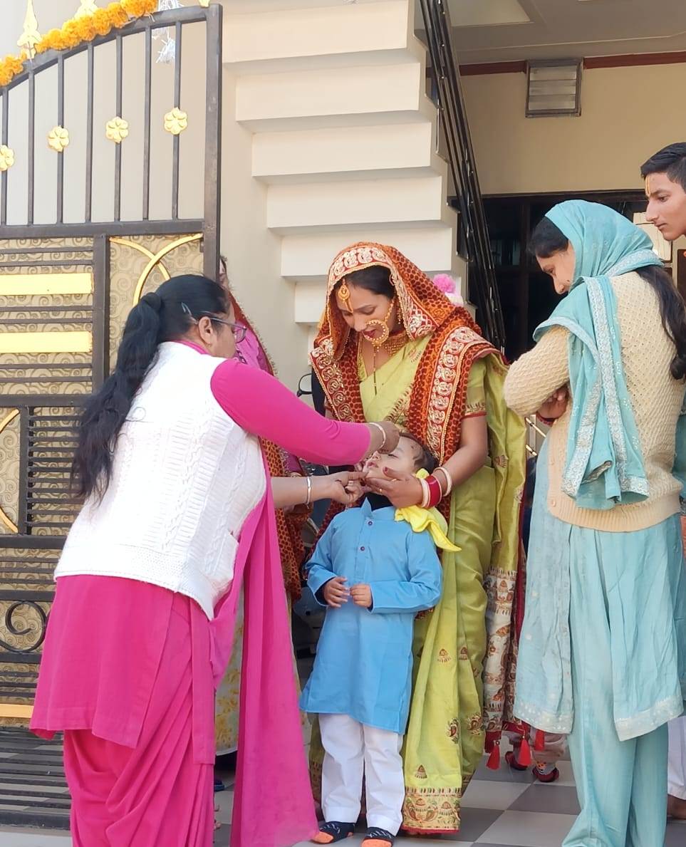 During the three-day campaign, more than 1 lakh 85 thousand children drank polio drops